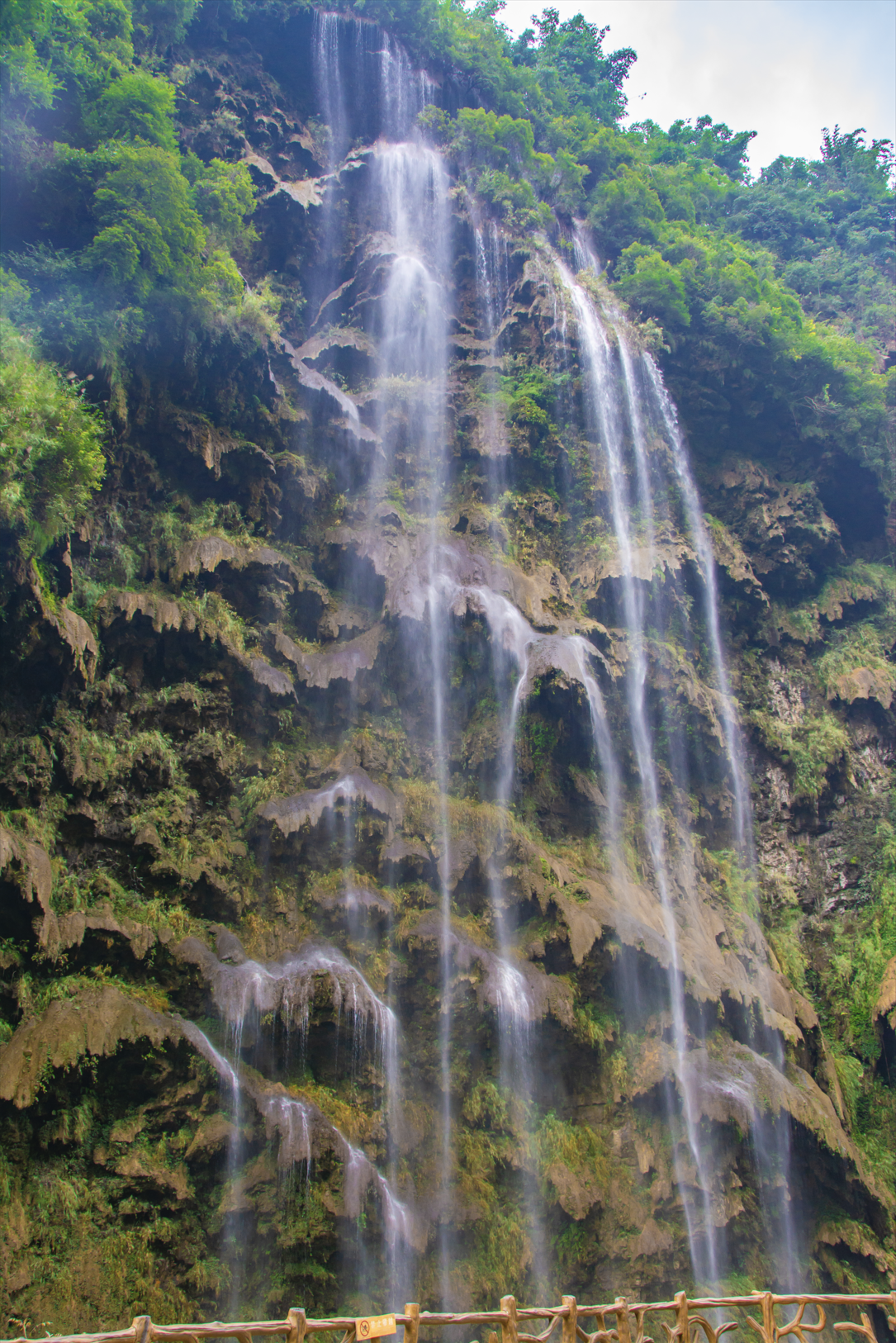 ​国内超美的十大瀑布，贵州独占三个，你都知道在哪里吗？插图9